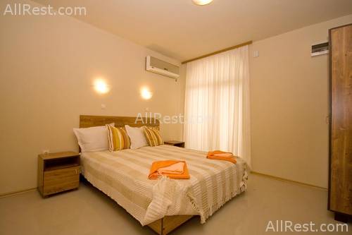 Green Hills Hotel 4